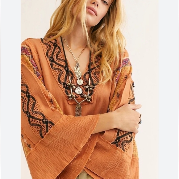 FREE PEOPLE Crochet V-Neck CROSS COUNTRY Top - Picture 1 of 8